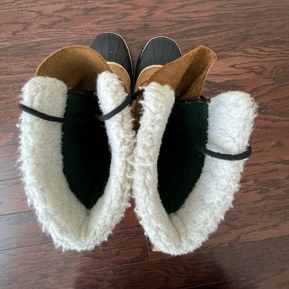 Sorel - Men's Caribou Boot - Picture 9 of 11